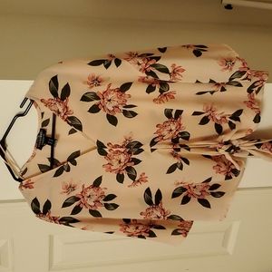 Flowy floral pink oversize blouse